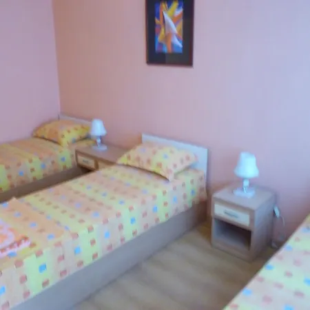 Hotell Zora *